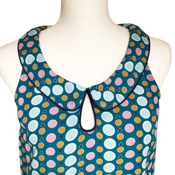 ModCloth Peter Pan Collar Keyhole Sleeveless Blouse Size Small - Picture 2 of 9
